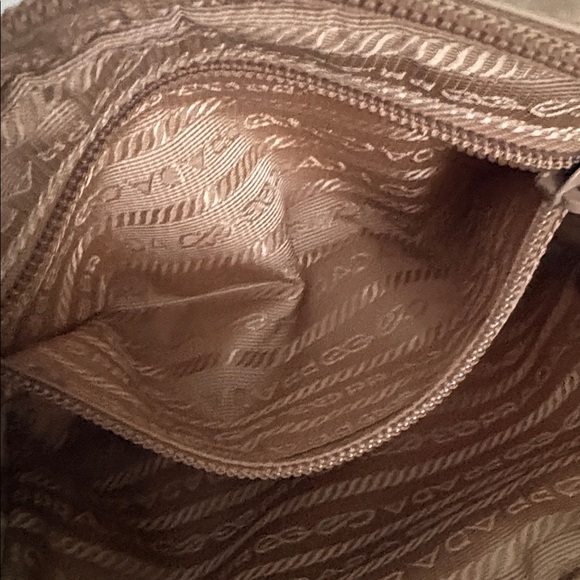 Prada Nylon Pouch with Removable Wristlet Strap and Original COA - Picture 10 of 13